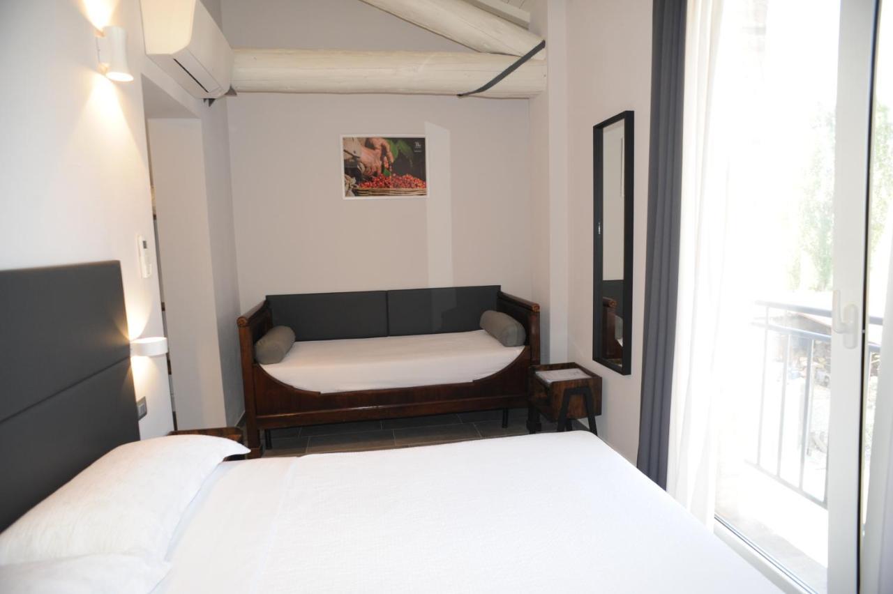 Отель Tlcafe Hospitality San Secondo Parmense Экстерьер фото